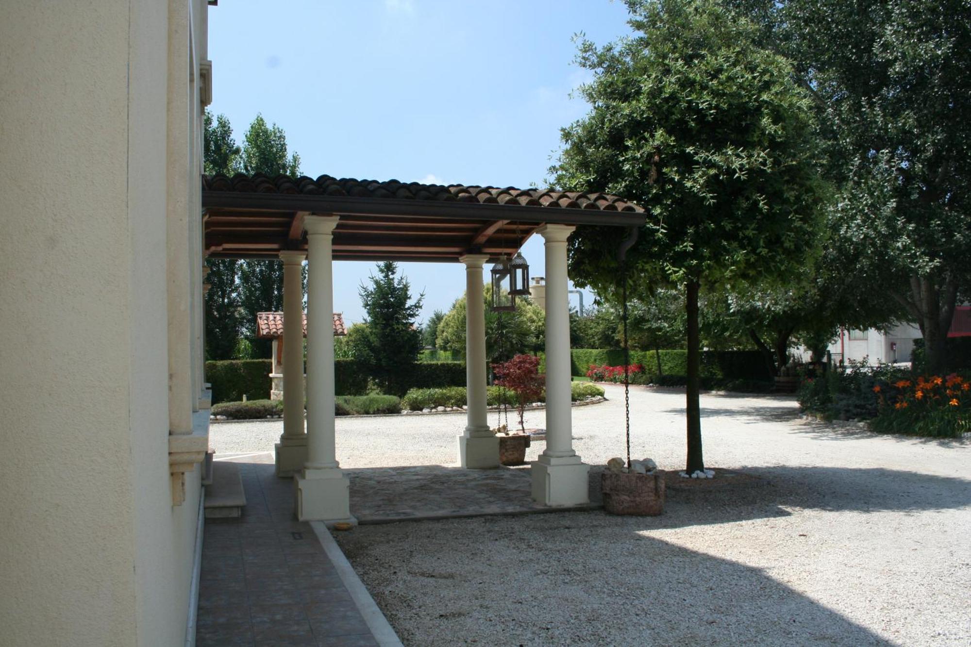 Villamoreno Merlara Εξωτερικό φωτογραφία