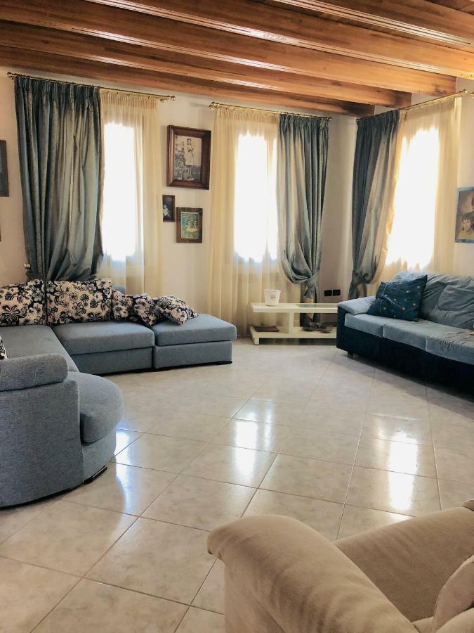 Villamoreno Merlara Εξωτερικό φωτογραφία