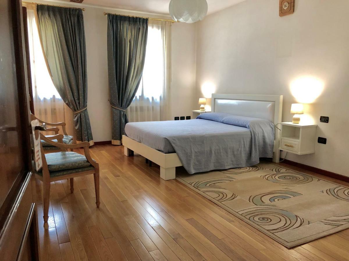 Villamoreno Merlara Εξωτερικό φωτογραφία
